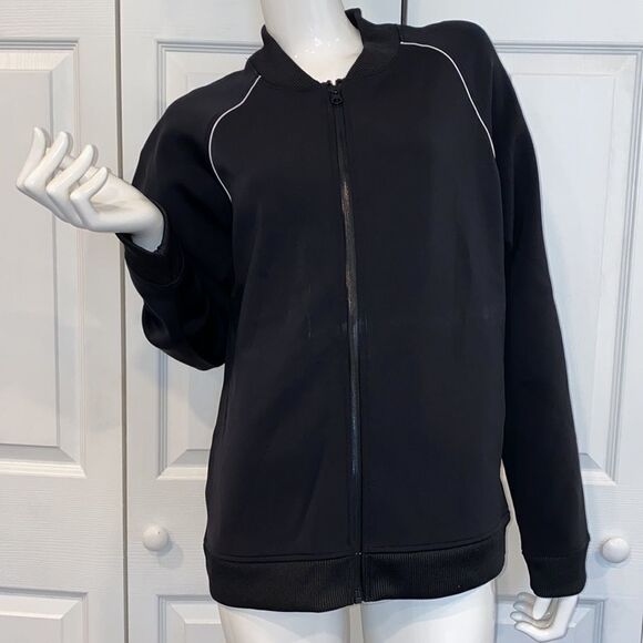 🔥Victoria Secret full zipper sweater New - Picture 5 of 5